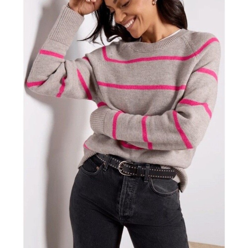 Evereve Striped Sweater Size Small Gray Pink Crewneck Pullover Women’s